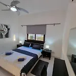 Villa Phoenix In Secret Valley